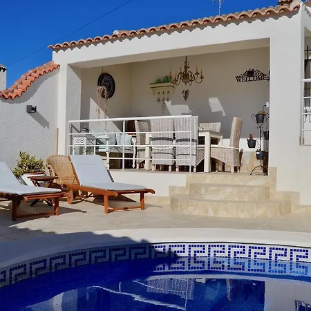 Casa Mireille Holiday home *